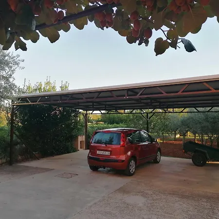 With Parking Space - 7420 Apartamento