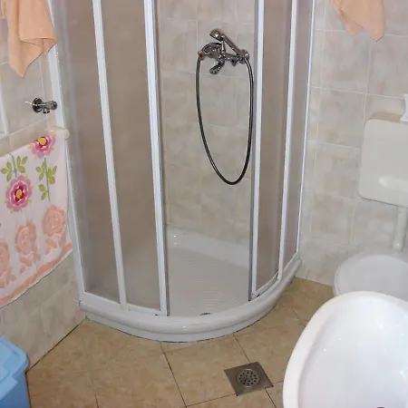 With Parking Space - 7420 Apartamento Pula