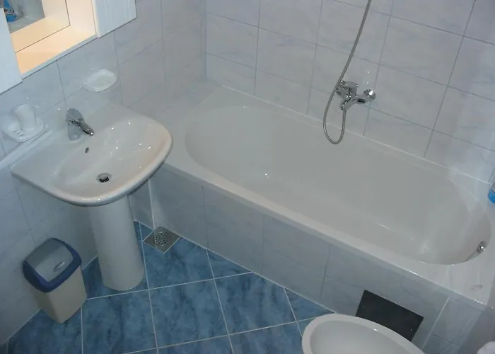 Apartmán With Parking Space - 7420 Pula