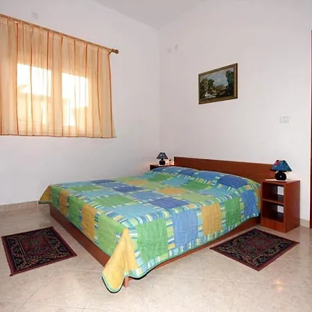 Daire With Parking Space - 7420 *