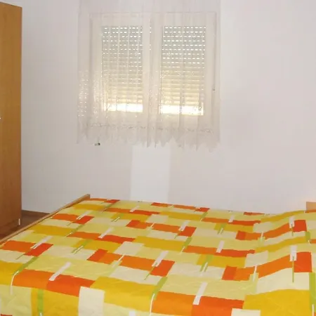 With Parking Space - 7420 Apartment Pula