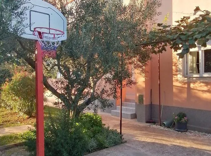 With Parking Space - 7420 * פולה